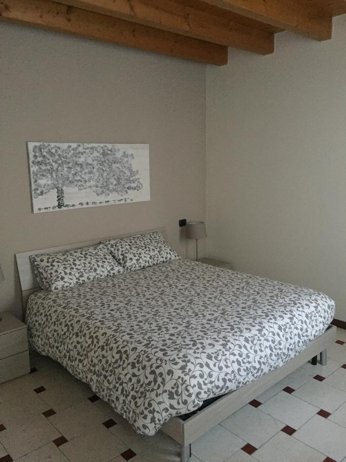 B&B Via Garibaldi Lonigo Bagian luar foto