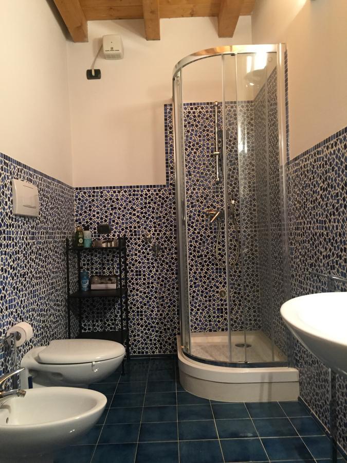 B&B Via Garibaldi Lonigo Bagian luar foto